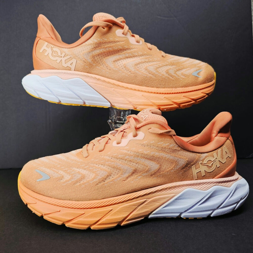 Hoka Women 7.5 Comfy footwear